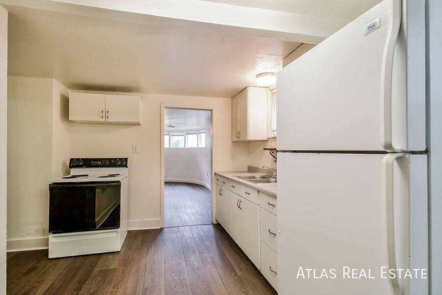 1459 S Roberta St - Photo 4 of 12