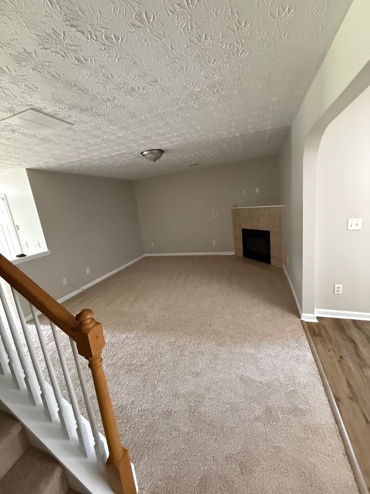 752 Georgetown Ct - Photo 5 of 28