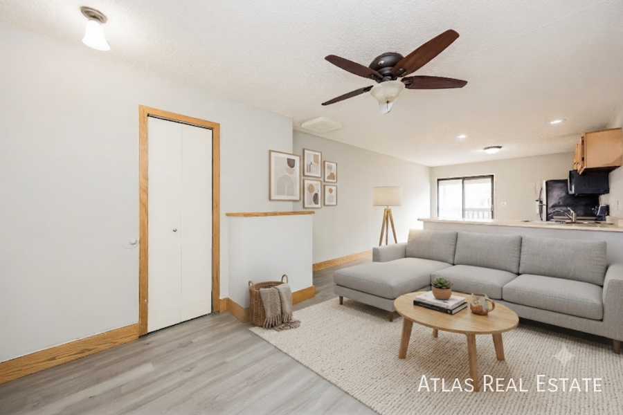 831 Bennett Ave #C - Photo 3 of 19