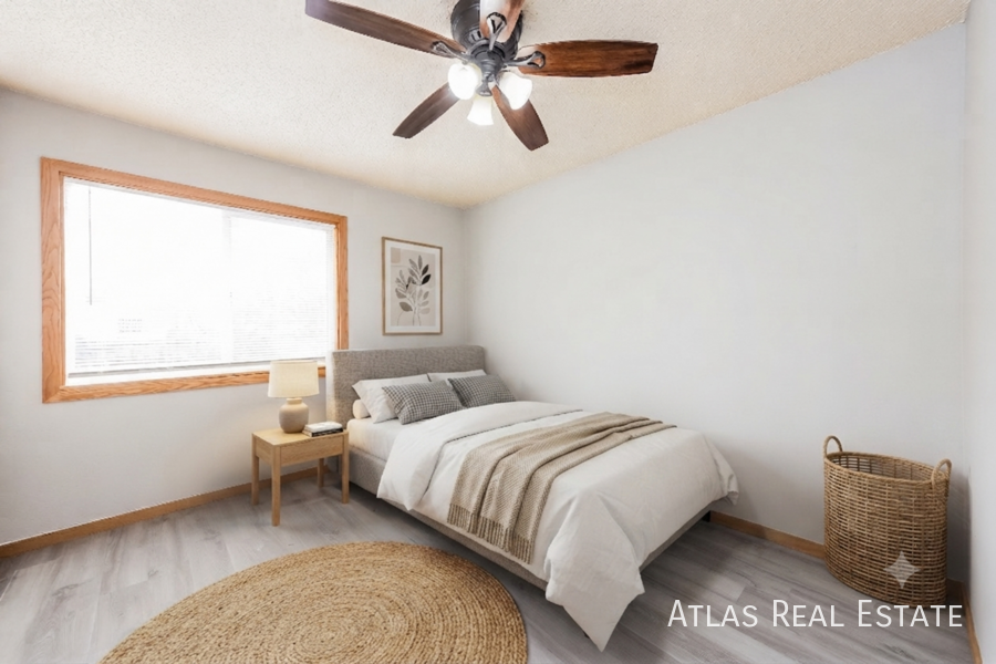 831 Bennett Ave #C - Photo 6 of 19