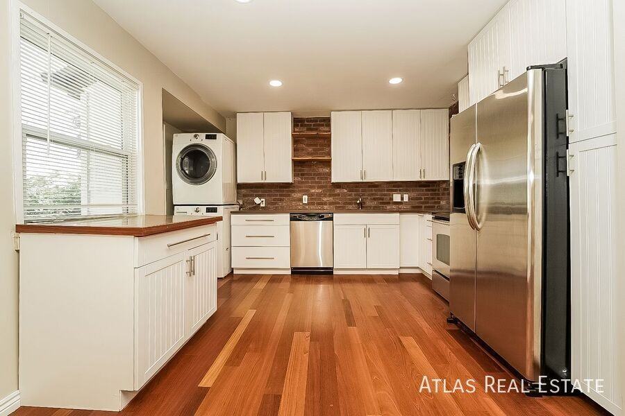 8900 Poze Blvd - Photo 6 of 20