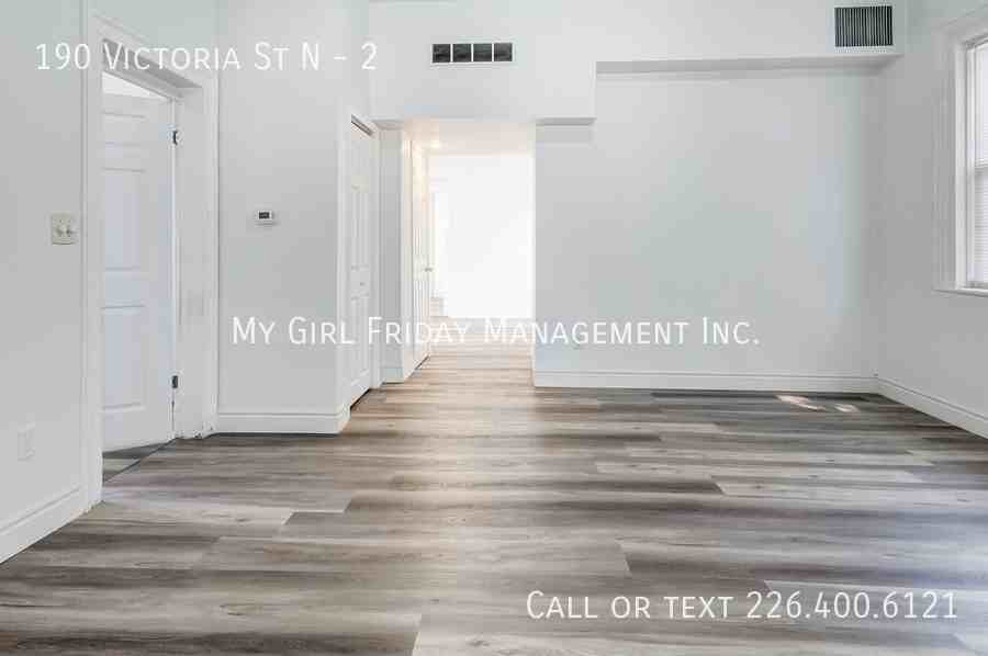 190 Victoria St N #2 - Photo 4 of 11