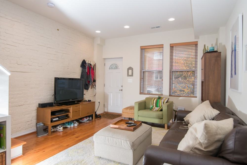340 Oakdale Pl Nw - Photo 2 of 17
