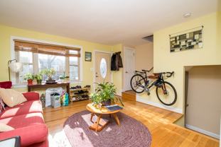 234 Nicholson St Ne - Photo 1 of 1