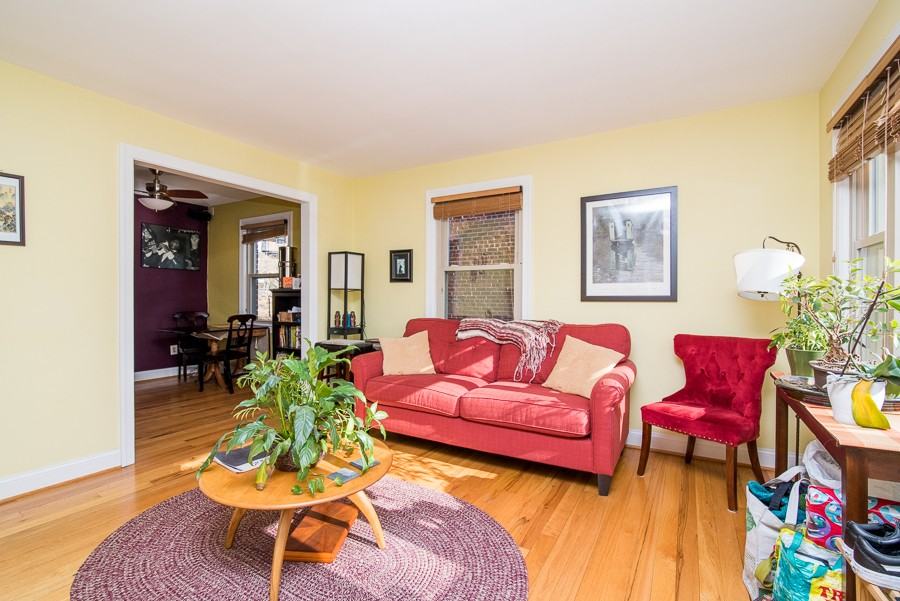 234 Nicholson St Ne - Photo 2 of 15