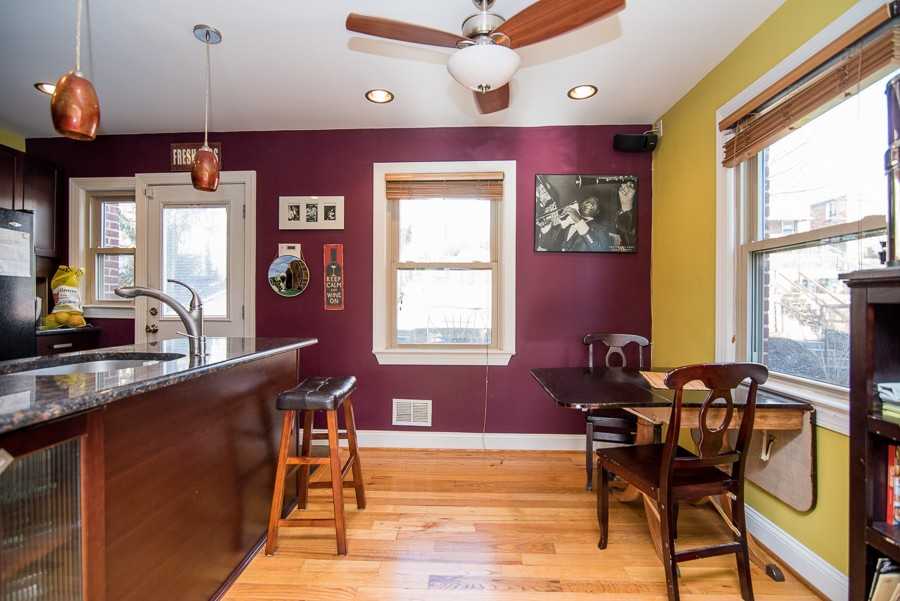 234 Nicholson St Ne - Photo 4 of 15