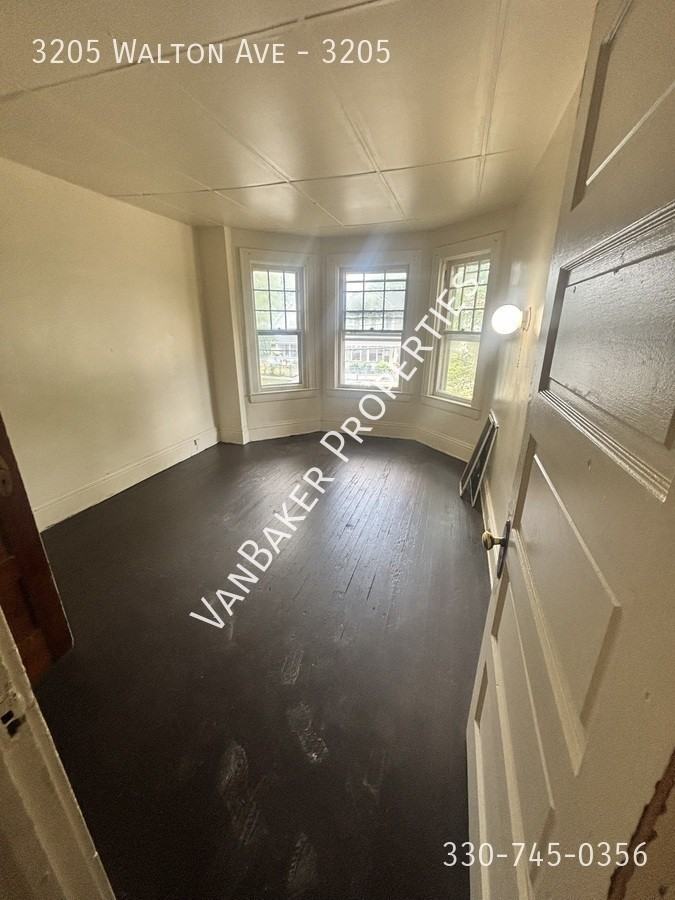 3205 Walton Ave #3205 - Photo 3 of 8