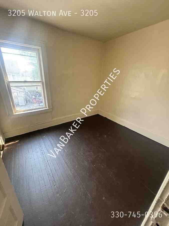 3205 Walton Ave #3205 - Photo 5 of 8