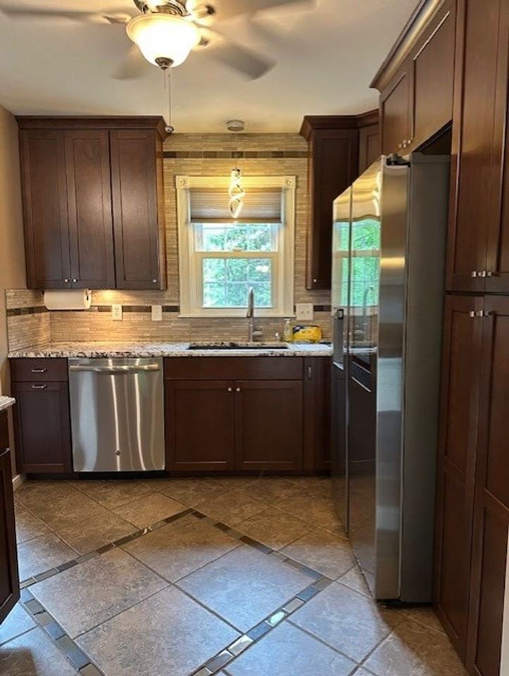 5890 Fox St - Photo 6 of 28