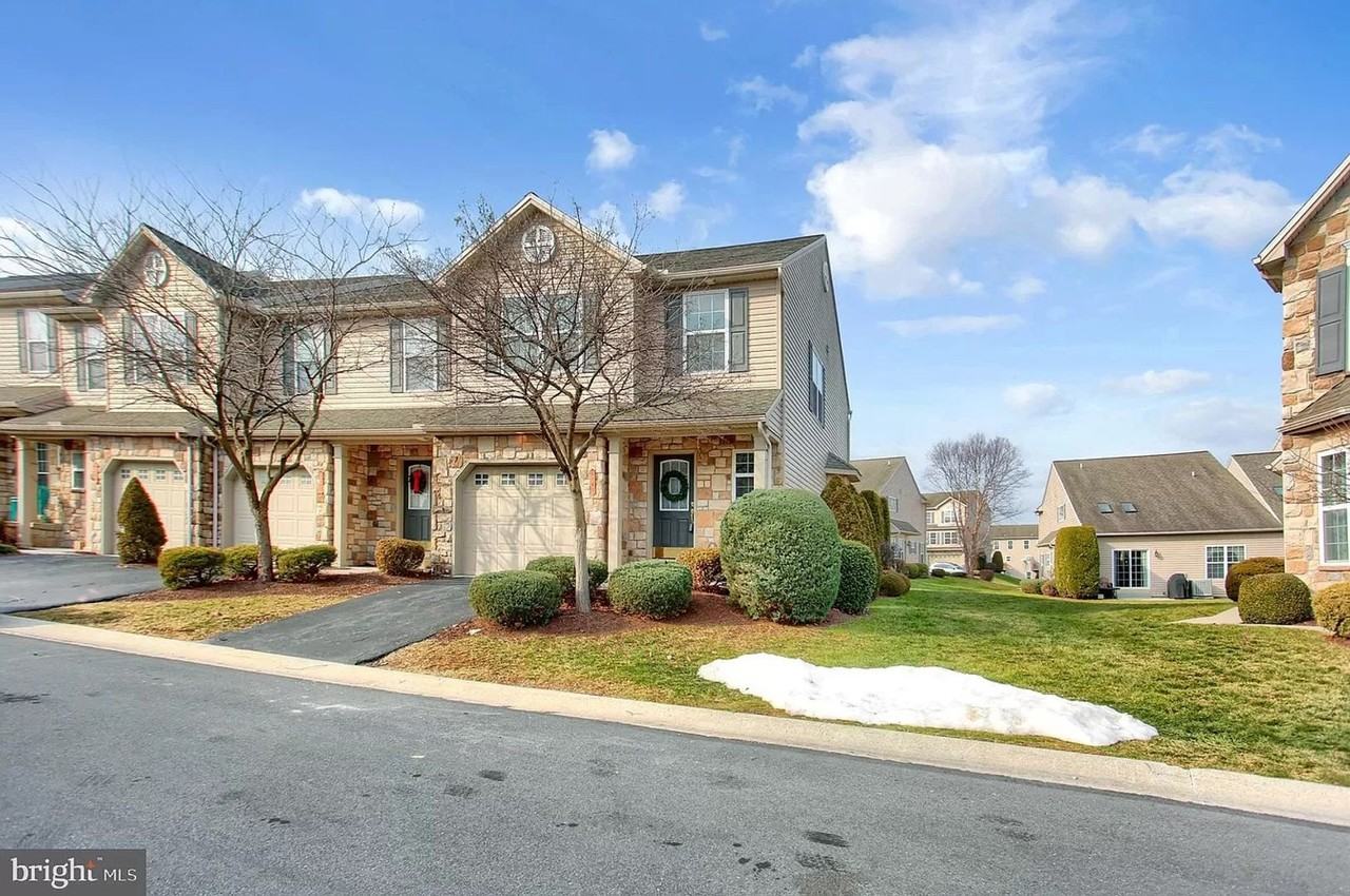 6341 Galleon Dr - Photo 2 of 23