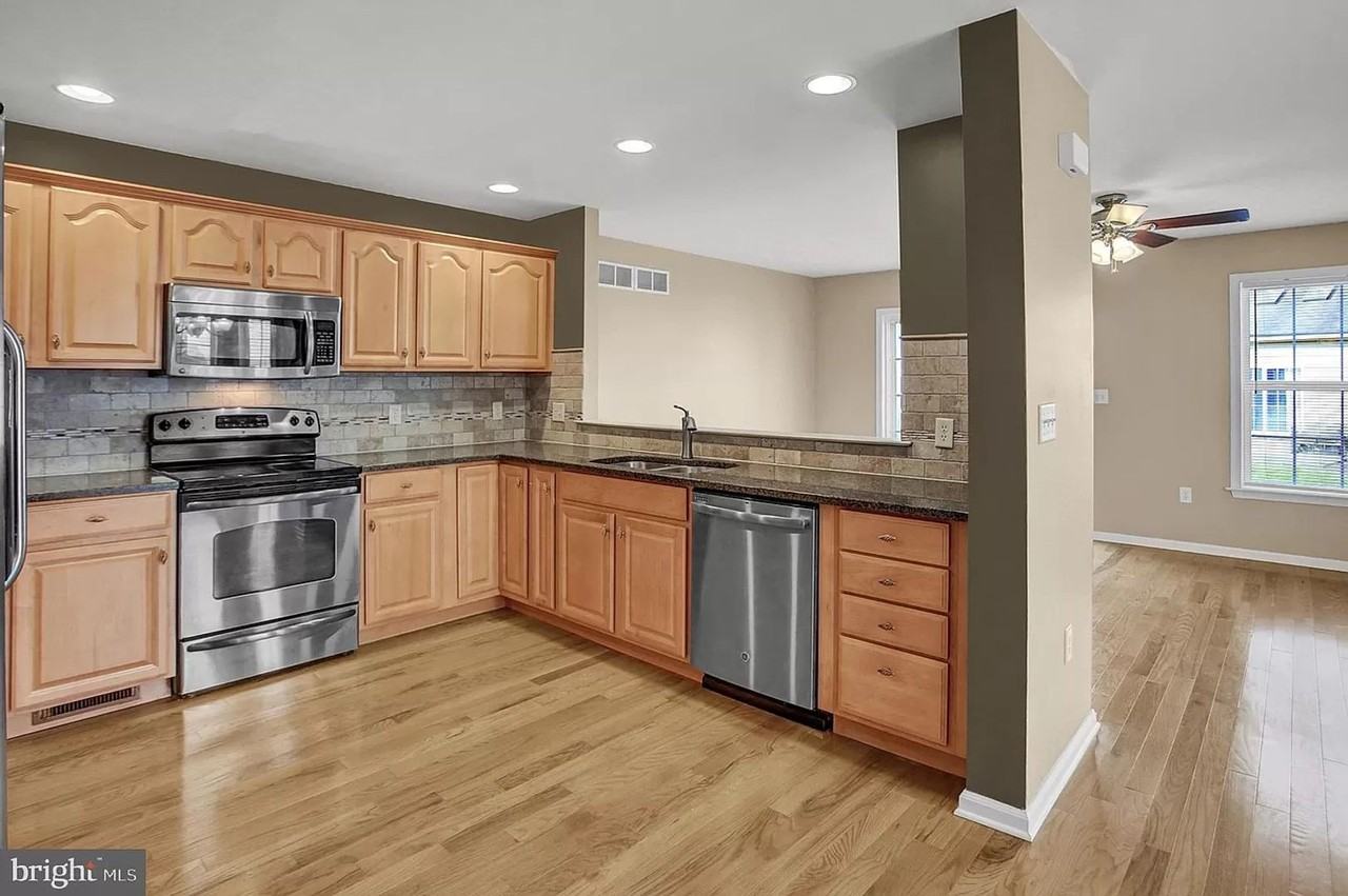 6341 Galleon Dr - Photo 6 of 23