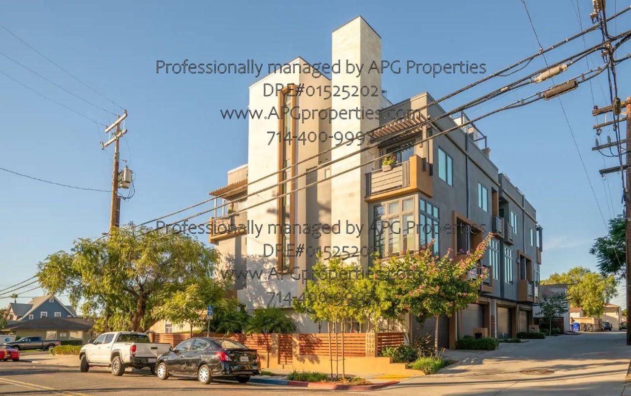 162 W Robinson Ave - Photo 7 of 47