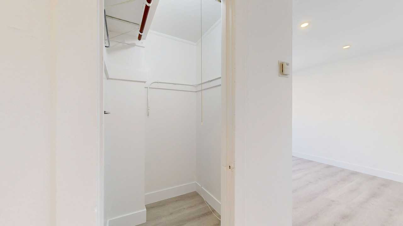 862 Shotwell St #5 - Photo 6 of 10