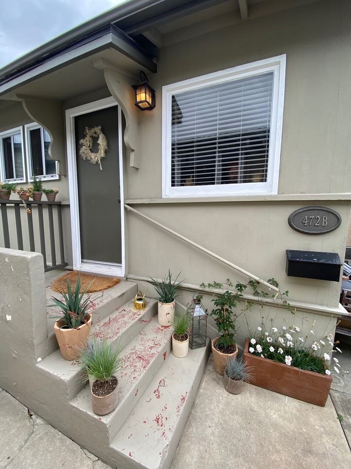 472 3rd St #A - Photo 4 of 6