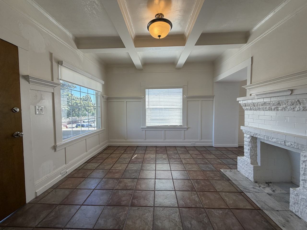 1759 85th Ave - Photo 2 of 24