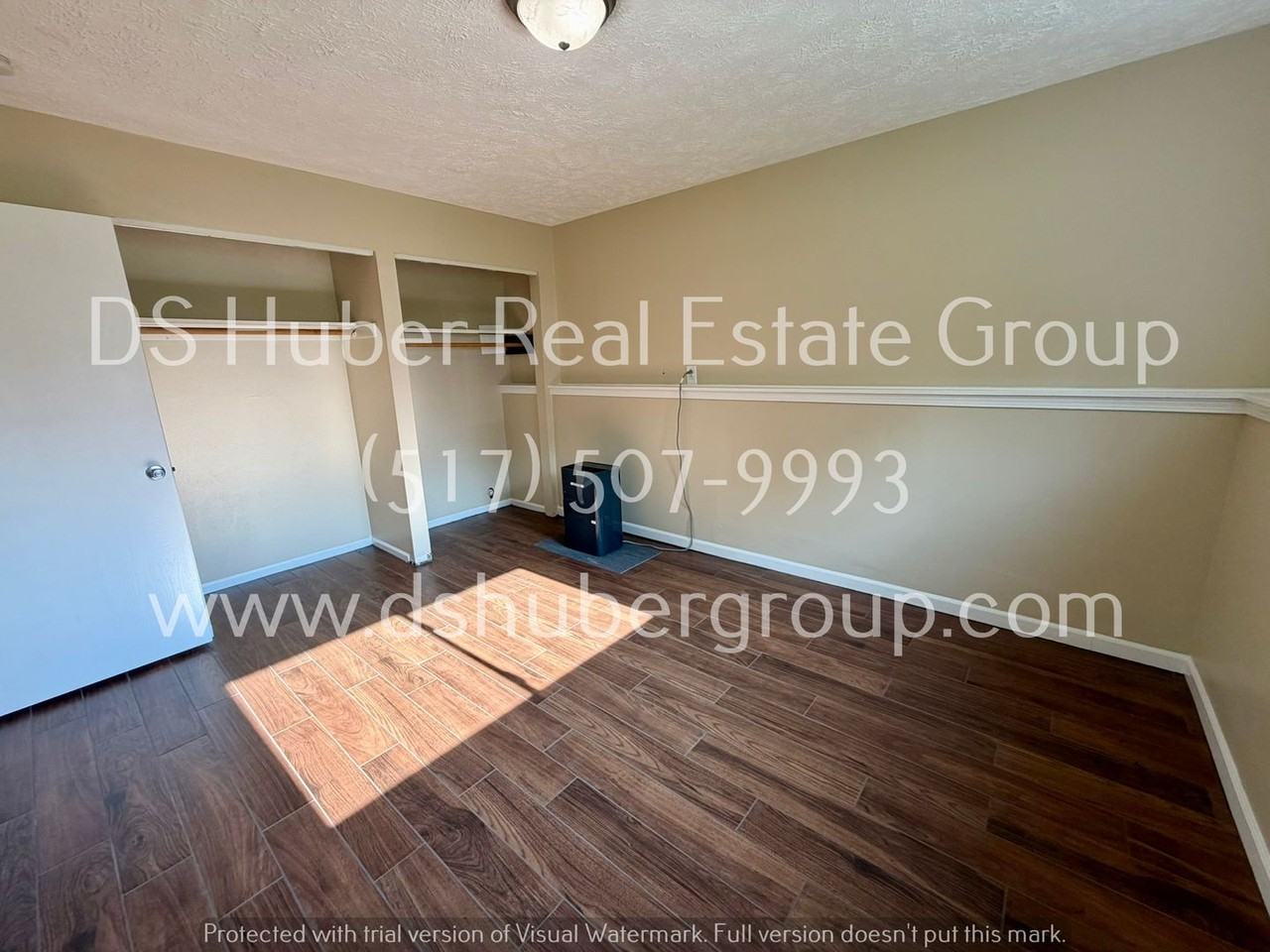 330 N Church St - Photo 7 of 12