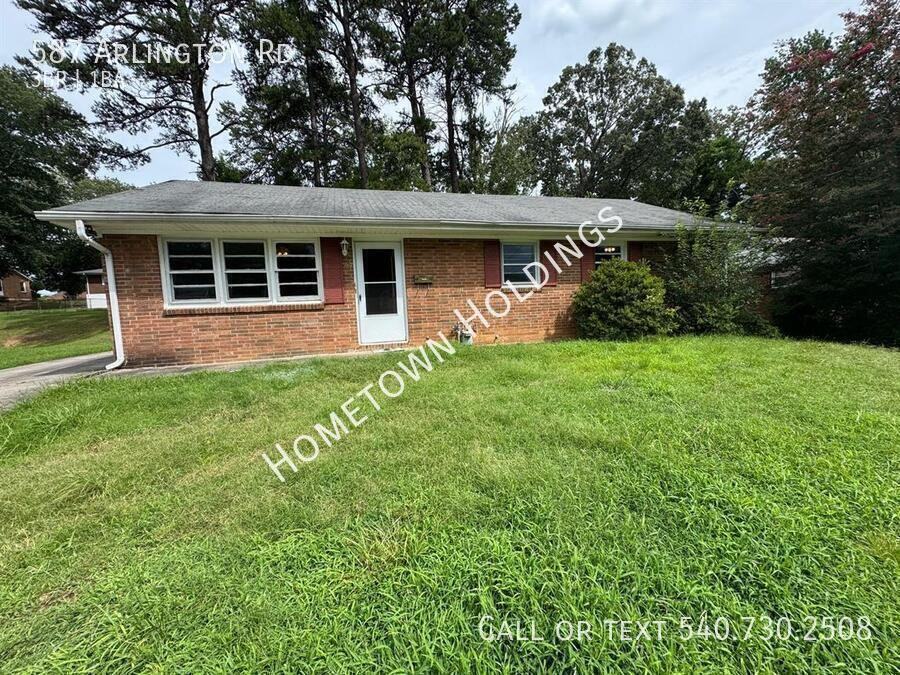 587 Arlington Rd - Photo 3 of 12