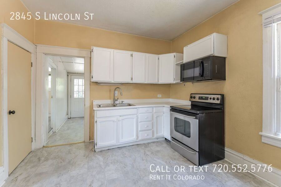 2845 S Lincoln St - Photo 2 of 36