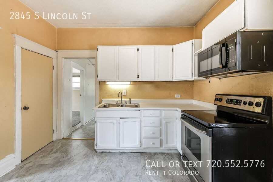 2845 S Lincoln St - Photo 3 of 36