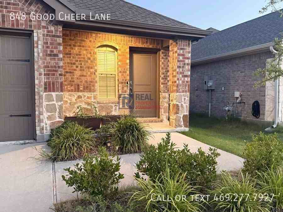 848 Good Cheer Ln - Photo 2 of 17