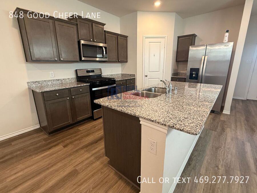 848 Good Cheer Ln - Photo 6 of 17