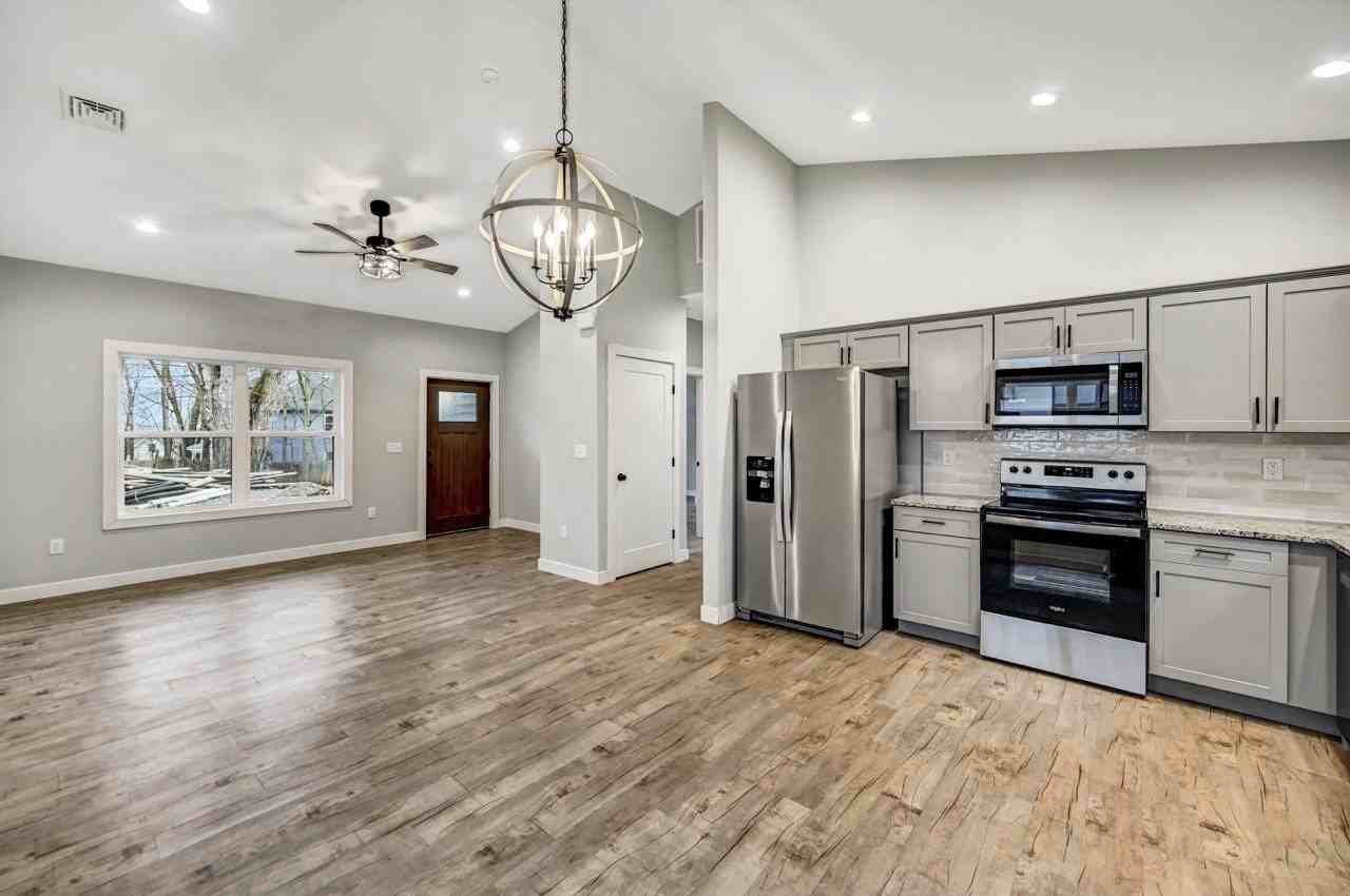 629 Prescott Avenue, Unit 1 - Photo 3 of 27