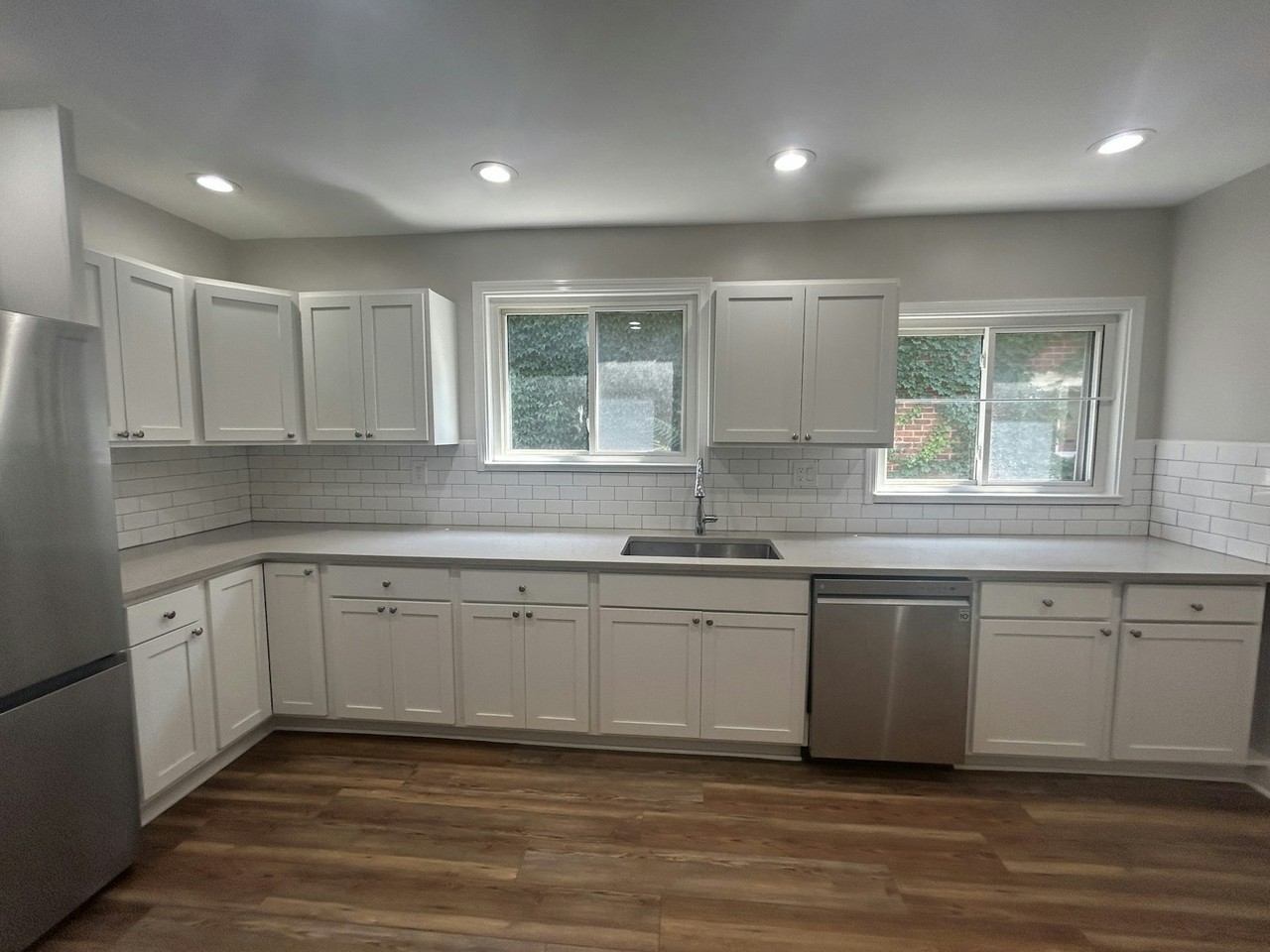 17591 Roselawn Street - Photo 2 of 28