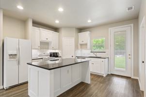 featured image of 3525 N 24th St