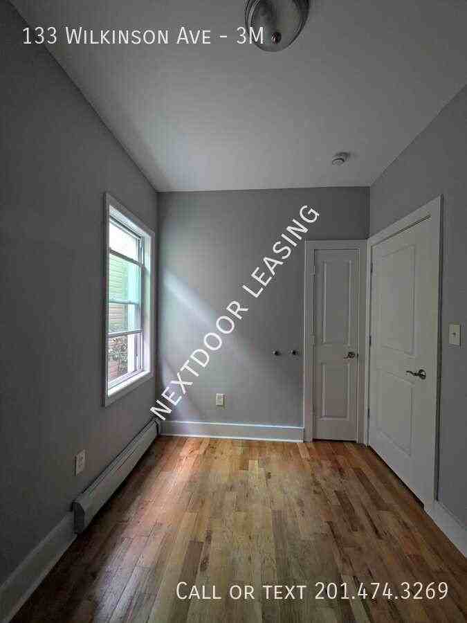 133 Wilkinson Ave #3M - Photo 5 of 7