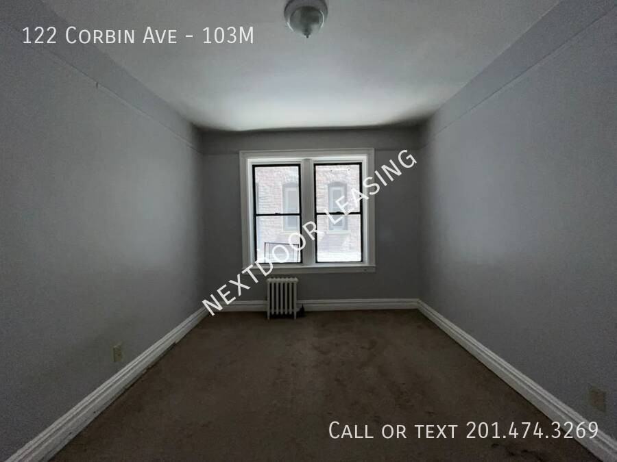 122 Corbin Ave #103M - Photo 4 of 9