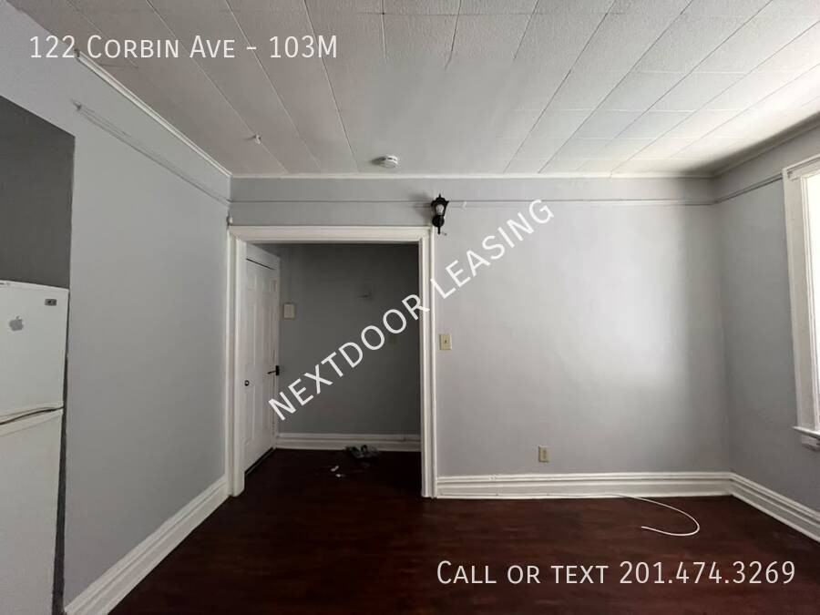 122 Corbin Ave #103M - Photo 7 of 9