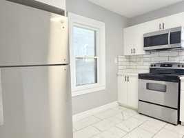 featured image of 2181 2177-2181 Howard Ave #2181