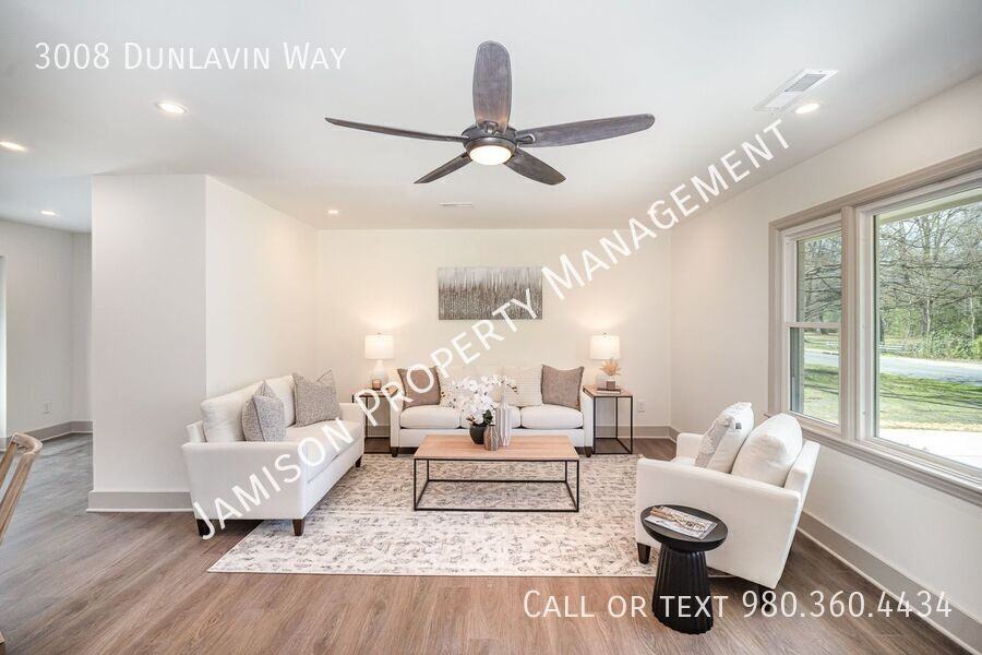 3008 Dunlavin Way - Photo 4 of 22