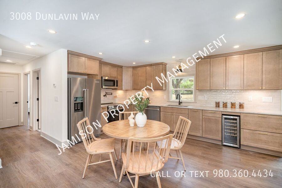 3008 Dunlavin Way - Photo 7 of 22