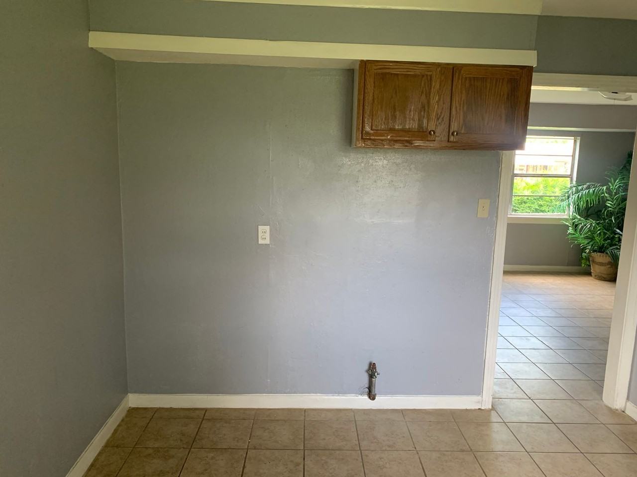 3003 Hillcrest Ave - Photo 6 of 11