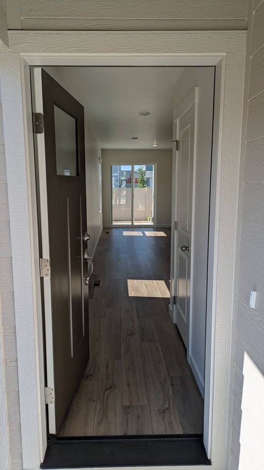 4693 West Quarterhorse Drive - Photo 2 of 23