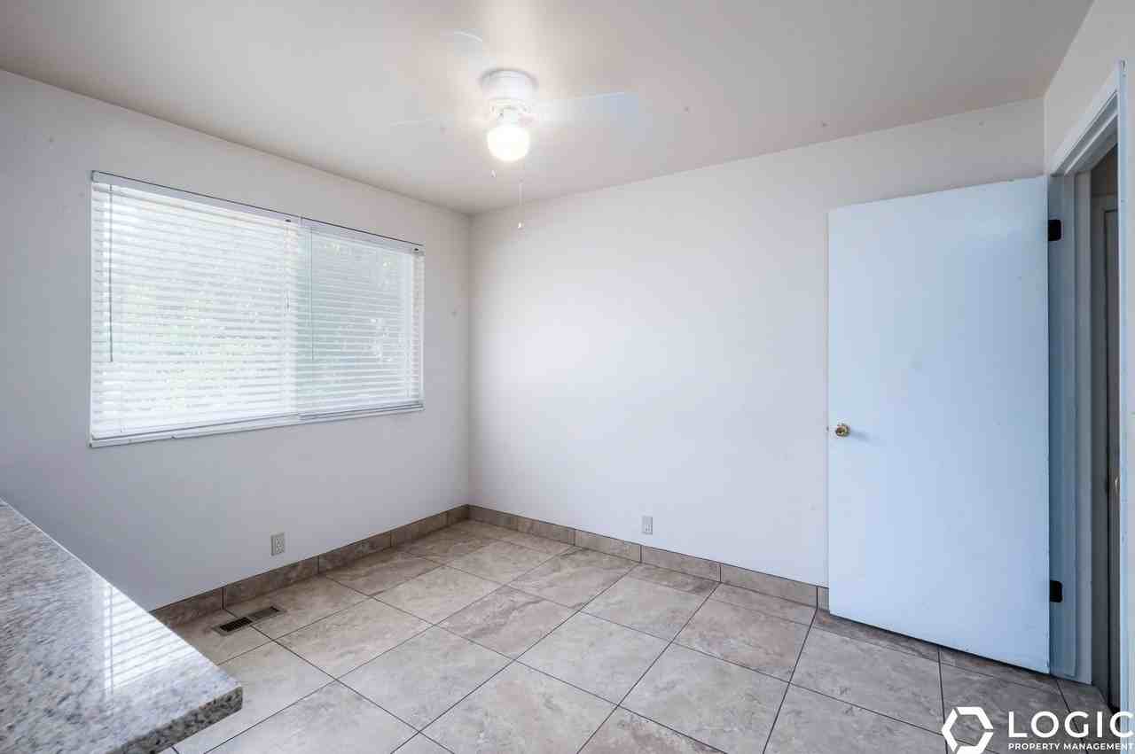 3377 S 2410 E #B - Photo 6 of 20