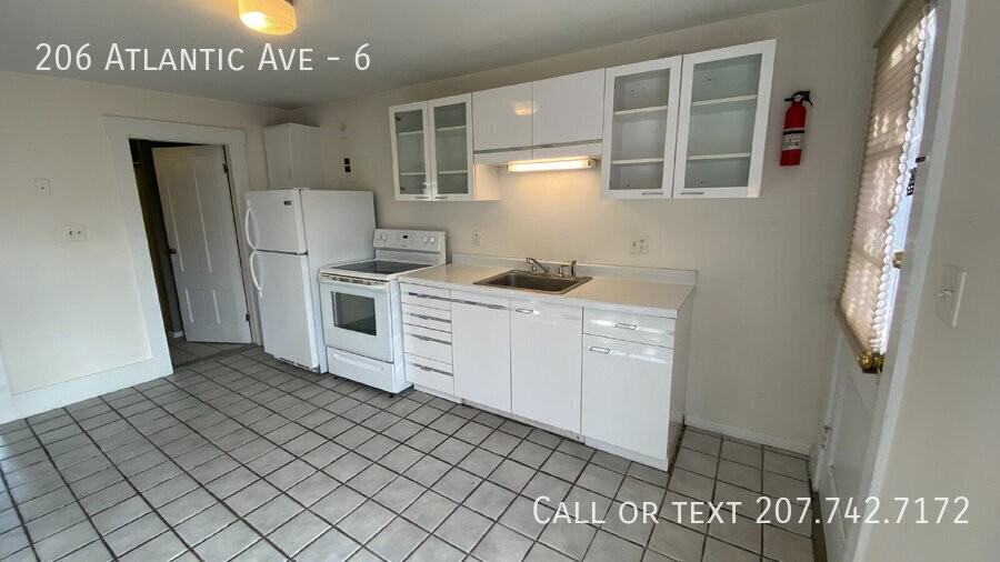 206 Atlantic Ave #6 - Photo 6 of 21