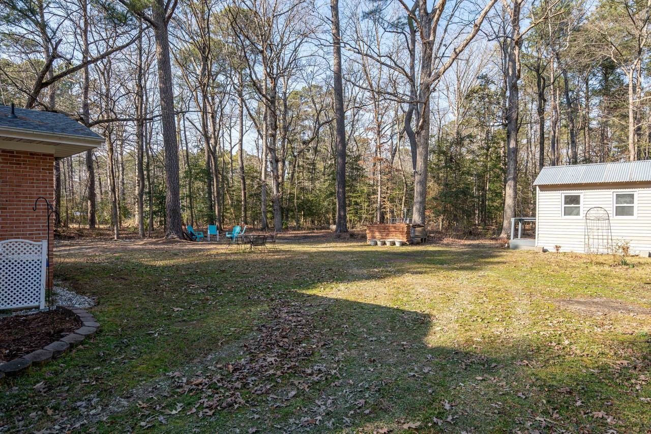 7602 Beechwood Dr - Photo 2 of 6