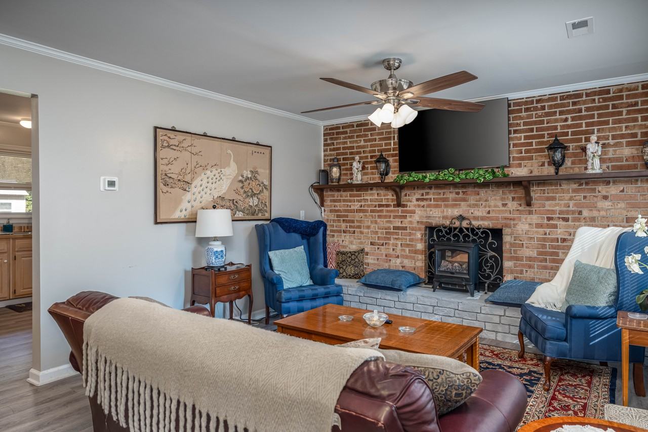 7602 Beechwood Dr - Photo 5 of 6