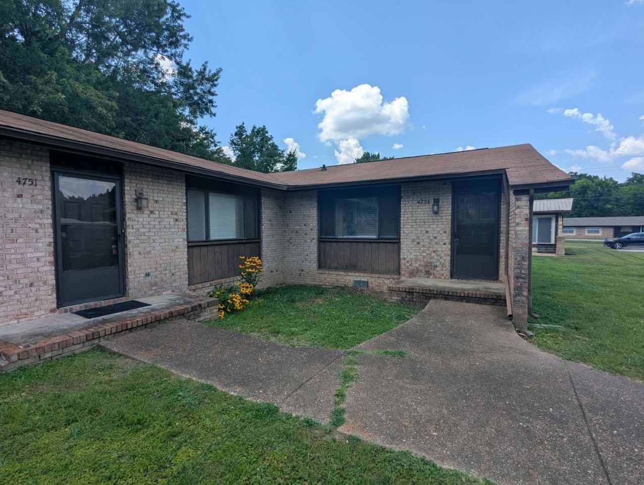 4753 Tessie Ln - Photo 2 of 13