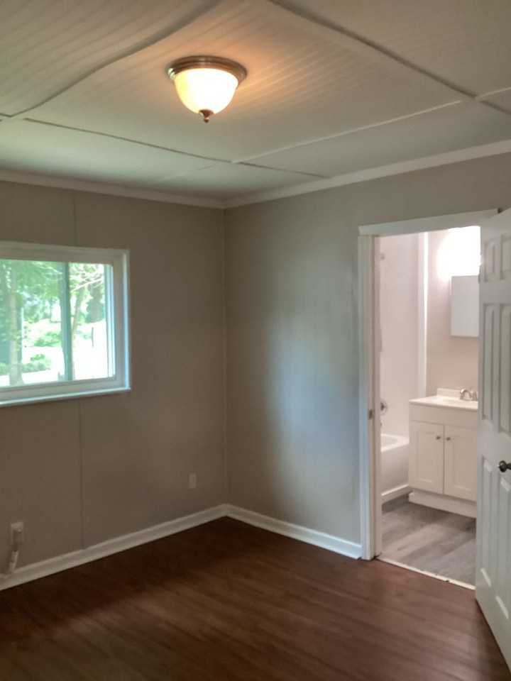 5540 Clemons Rd - Photo 7 of 9