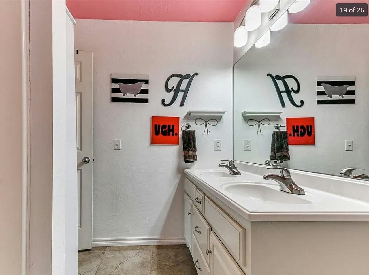 401 East 8th Street - Photo 3 of 18