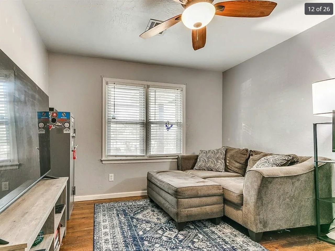 401 East 8th Street - Photo 6 of 18