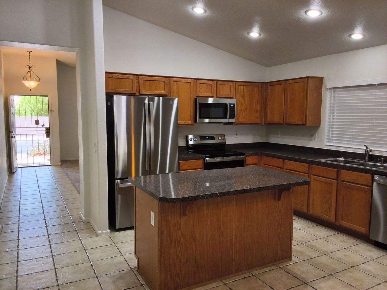 9816 E Keats Ave - Photo 2 of 14