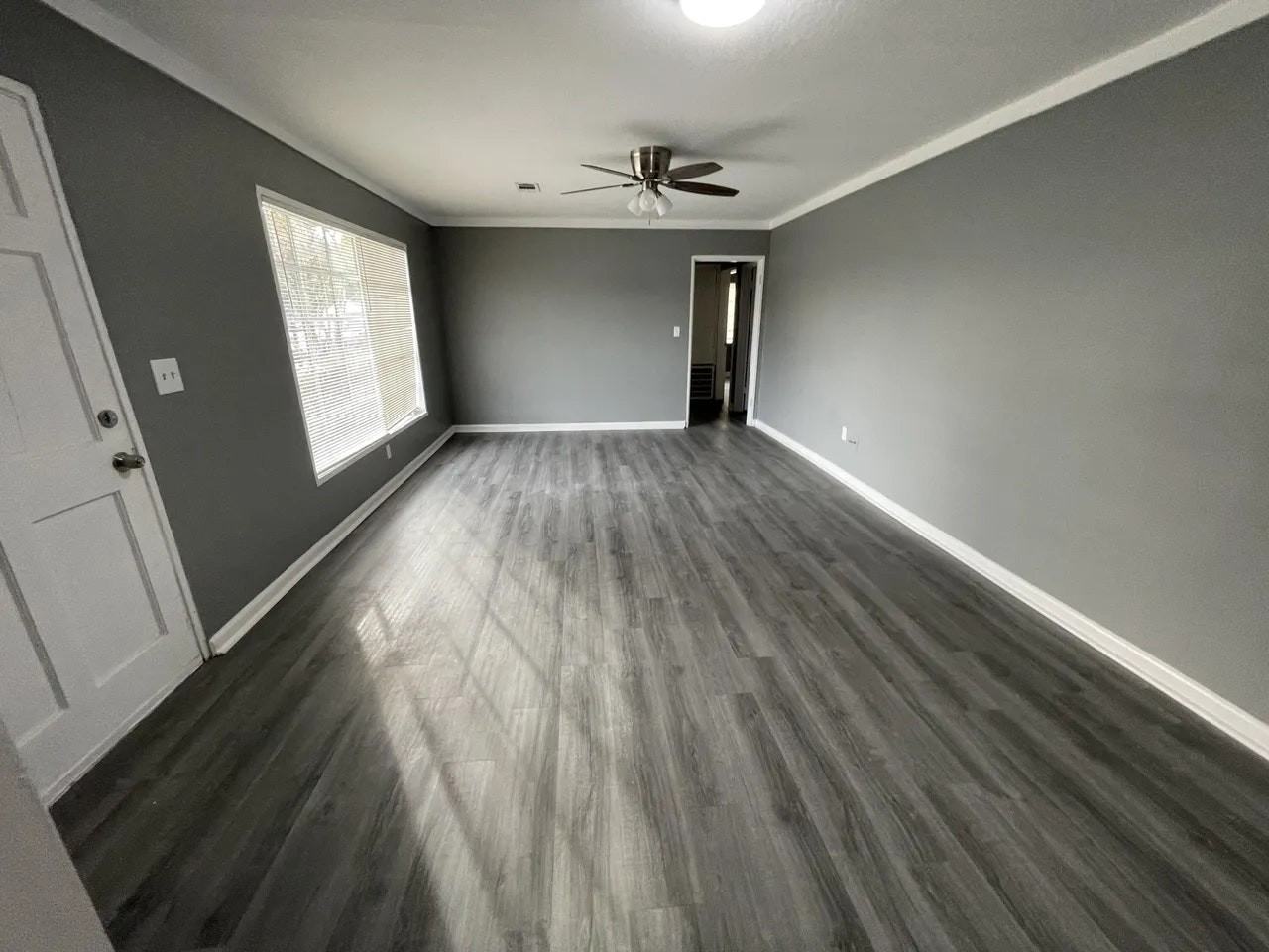 709 Quinn Street - Photo 2 of 11