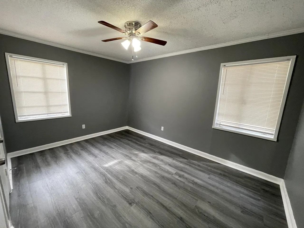 709 Quinn Street - Photo 6 of 11