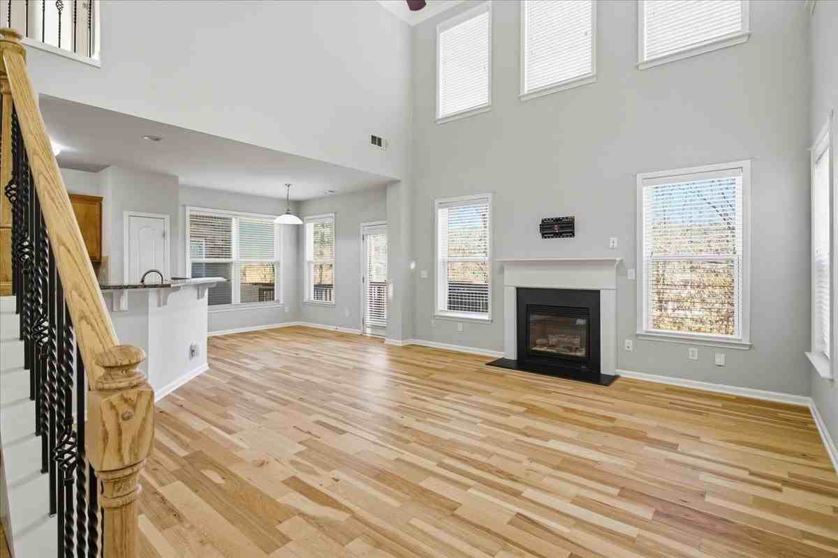 3480 Archgate Ct - Photo 3 of 28
