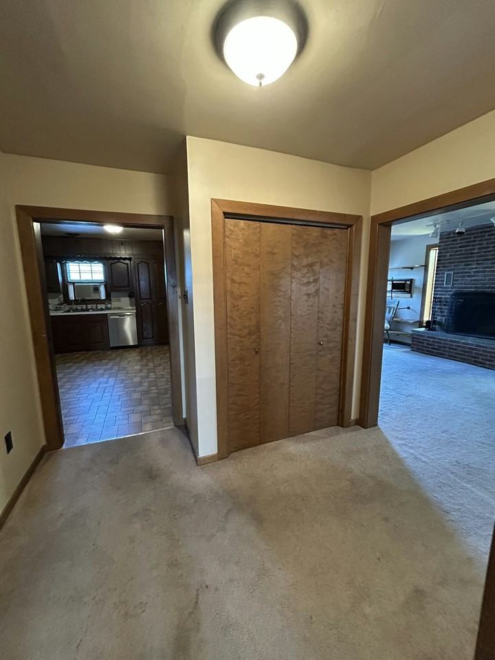 1200 East High Street, Unit Penthouse - Photo 6 of 12