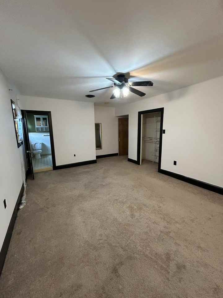 1200 East High Street, Unit Penthouse - Photo 7 of 12